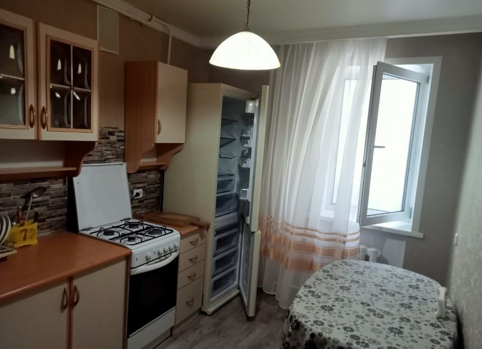 Сдам посуточно 2х ком кв. Центр