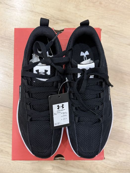 Оригинальные кроссовки Under Armour