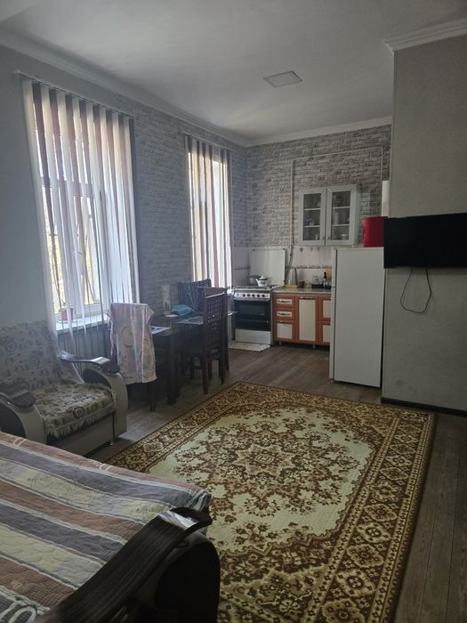 Продаётся 1 +1 ком квартира студия переделана