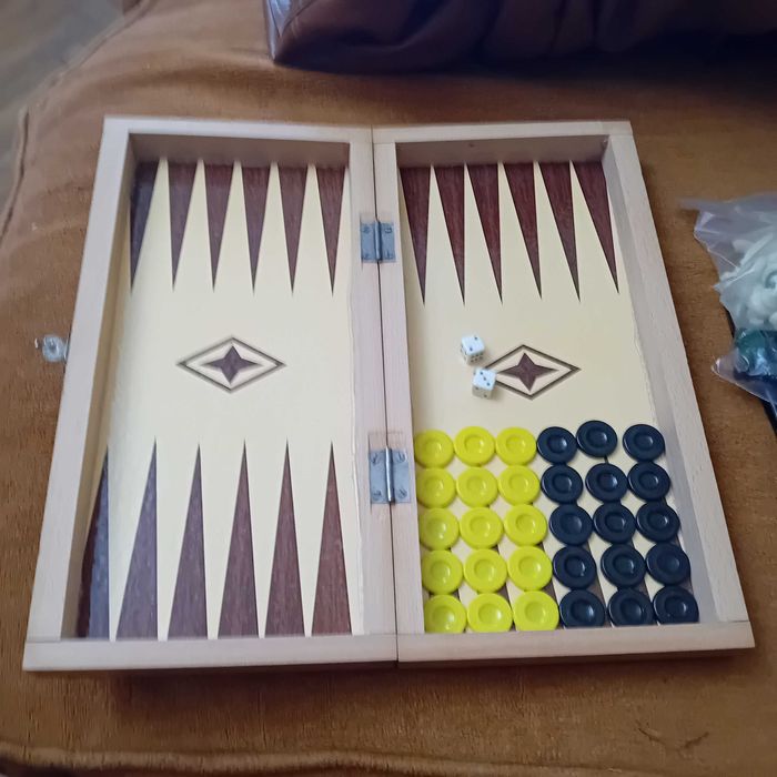 Trei  cutii de  table vintage