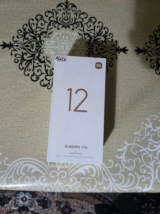 Xiomi x 12 8/256