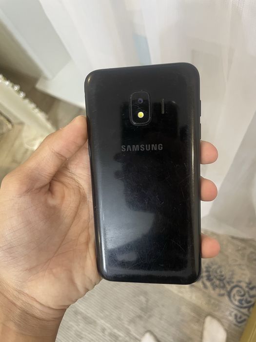 Продам телефон Samsung J2 core