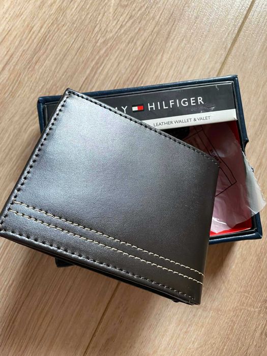 Мъжки кожен портфейл Tommy Hilfiger