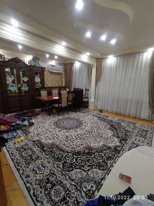 Yangi hayot tumanida 4 xonali uy arzon narxda sotiladi