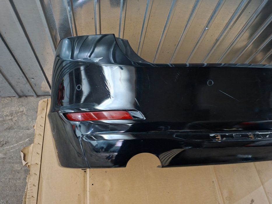 Bara spate BMW F30 Nonfacelift culoare 668 Schwarz II