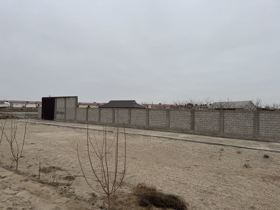 Uchqizil Tumanida Zdaniya sotiladi