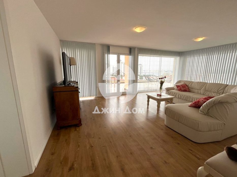 Продава се Многостаен апартамент в Свети Влас - 142 кв.м за 1515 €/кв.м - Снимка #2