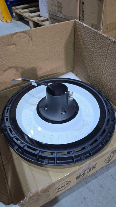 Corp led stradal!