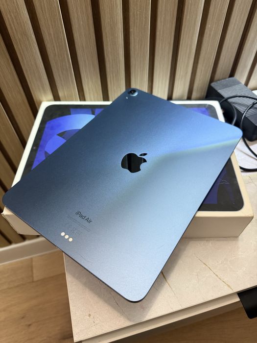 Apple iPad Air (5th generation)