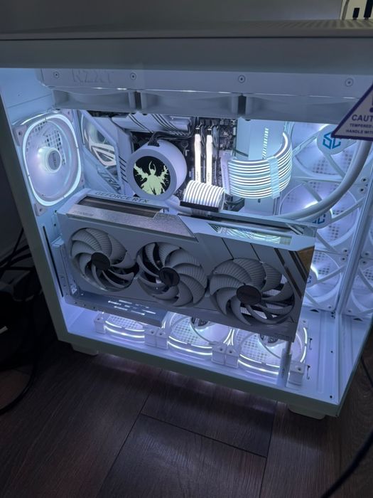 Gigabyte AORUS GeForce RTX 4080 SUPER XTREME ICE 16G