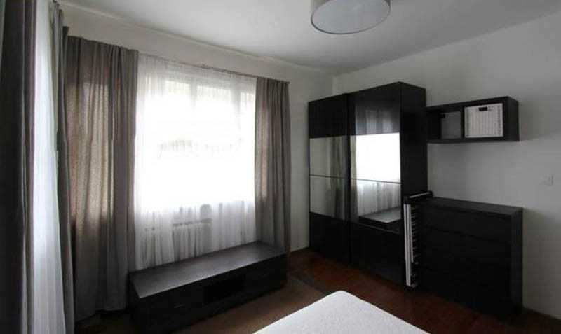 Дава се под наем Двустаен апартамент в София, Център - 65 кв.м за 550 € - Снимка #3