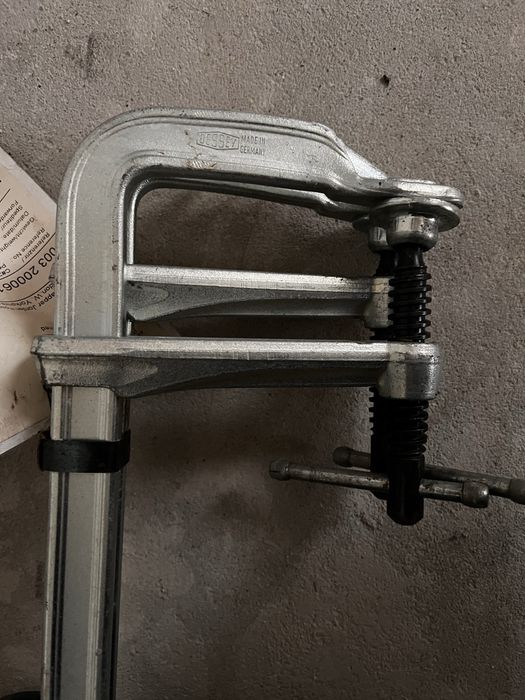 Clampe extra lungi BESSEY