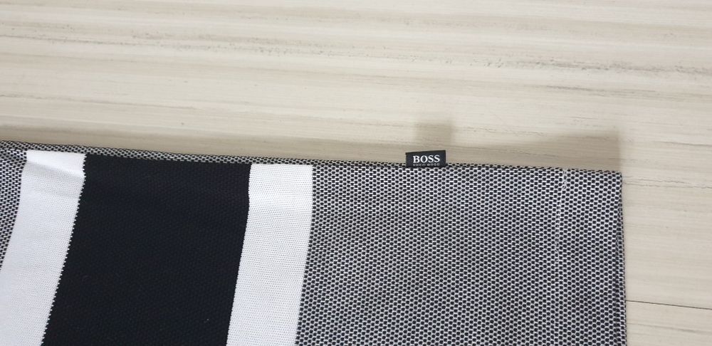 Hugo Boss Colourblock Mercerised Pique / M НОВО! ОРИГИНАЛНА Тениска!