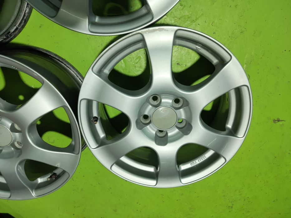 16 5x100 Subaru лети джанти 5х100 субару