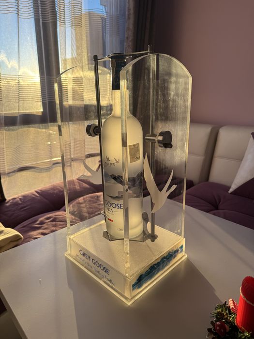 Стойка Грей Гус 1,5 л