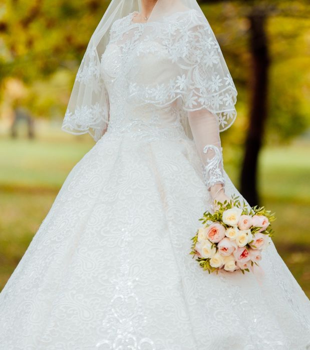 Свадебное платье