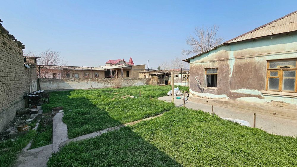 Bekobodda 5,2 sotix yer sotiladi, masjid yaqinida/Продаётся участок