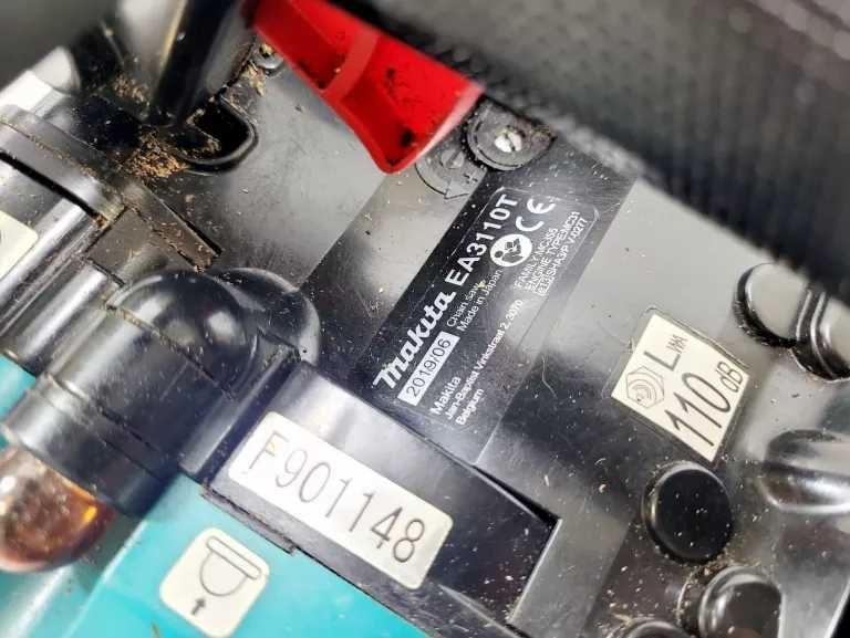 Motofierastrau/drujba Makita Ea31110 model profesional