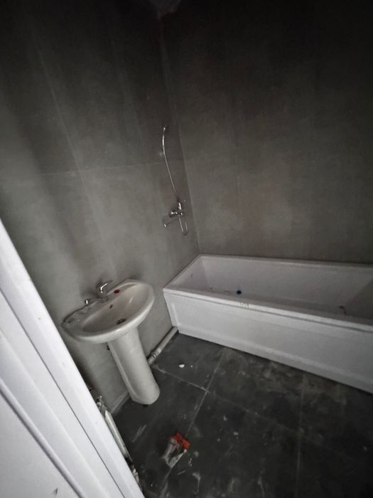 Продается 2 комнатная квартира в ЖК Assalom Jomiy Golden House
