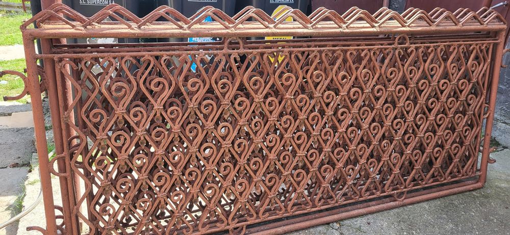 Vând porți și panouri gard