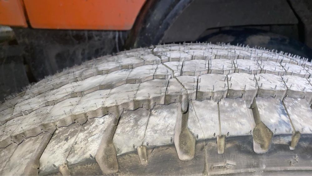 Michelin 295/80/r22.5