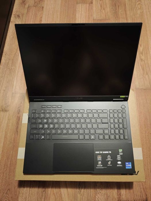 Laptop Gaming ASUS TUF F16, Intel Core i7 14650HX, 16", RTX 5050 8GB.