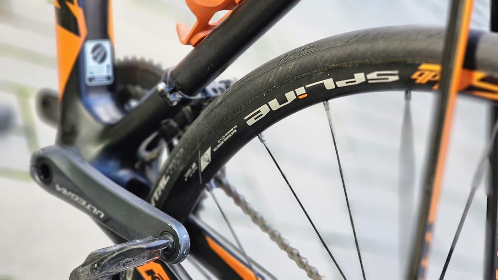 Sibiu, vand cursiera KTM carbon, ultegra, disc, marime 57