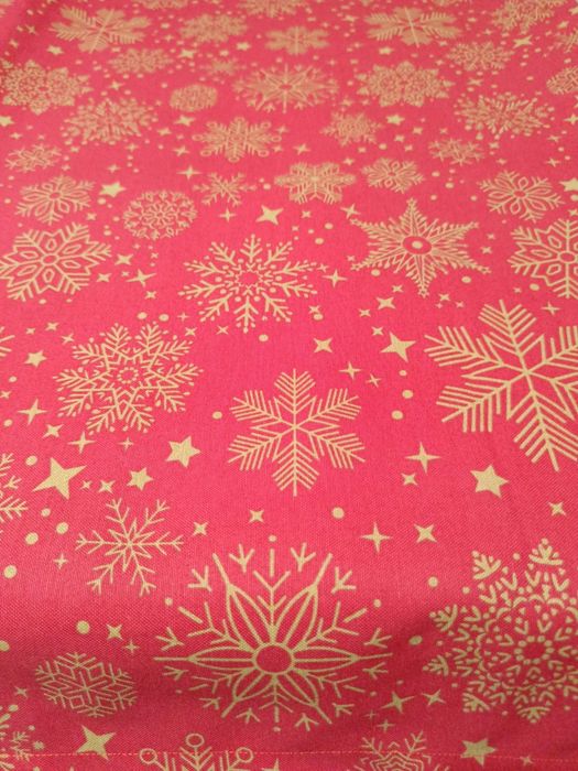 Новогодние скатерти