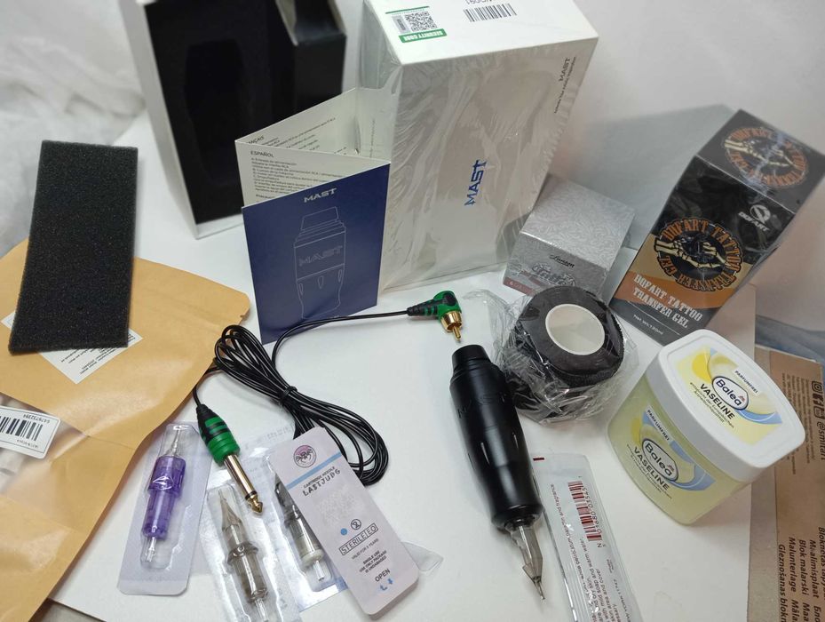 KIT Nou aparat de tatuaj MAST Sensor 2, echipat cu motor MCore + sursă etc