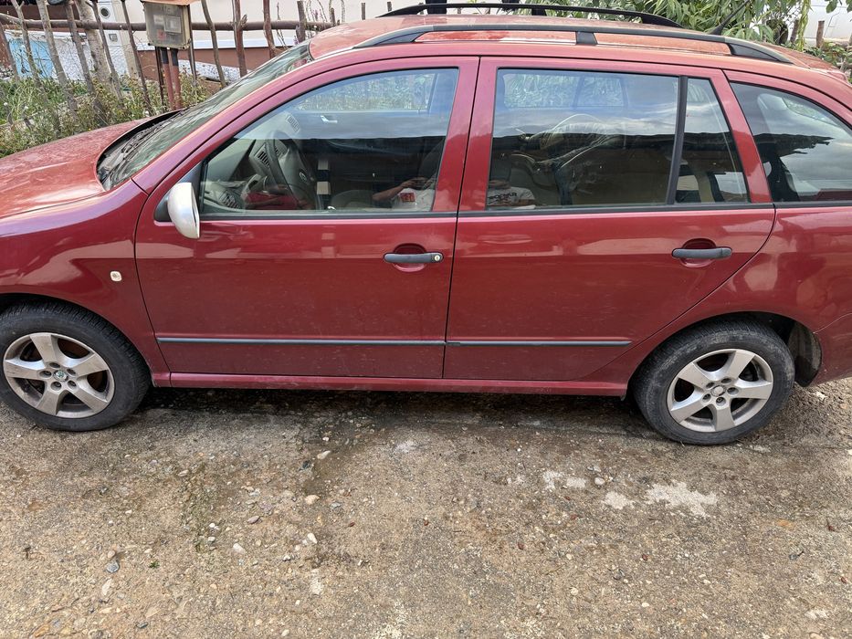 Skoda Fabia 14 benzina.