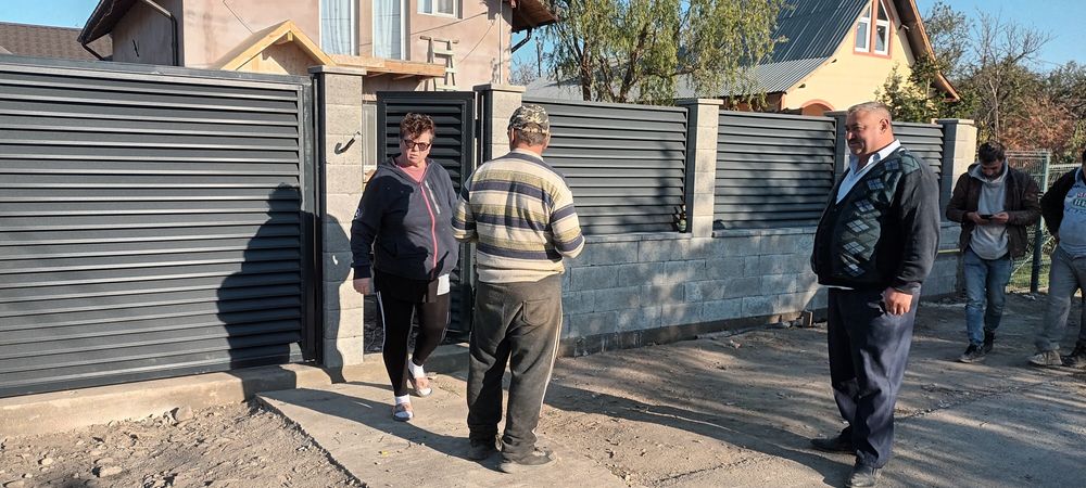 Executam garduri din materialele noastre sau ale clientului