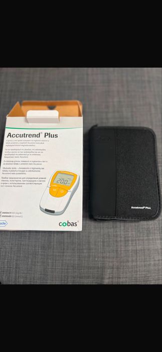Roche Accutrend Plus - Analizor sânge pentru glucoză, colesterol și trigliceride