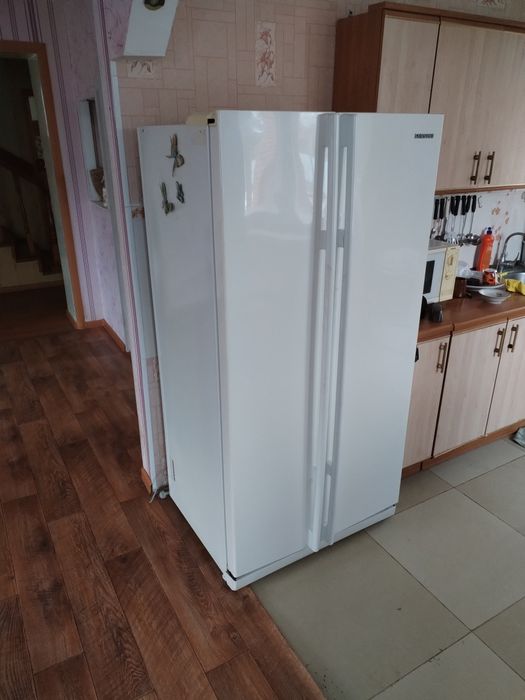 Продам холодильник самсунг
