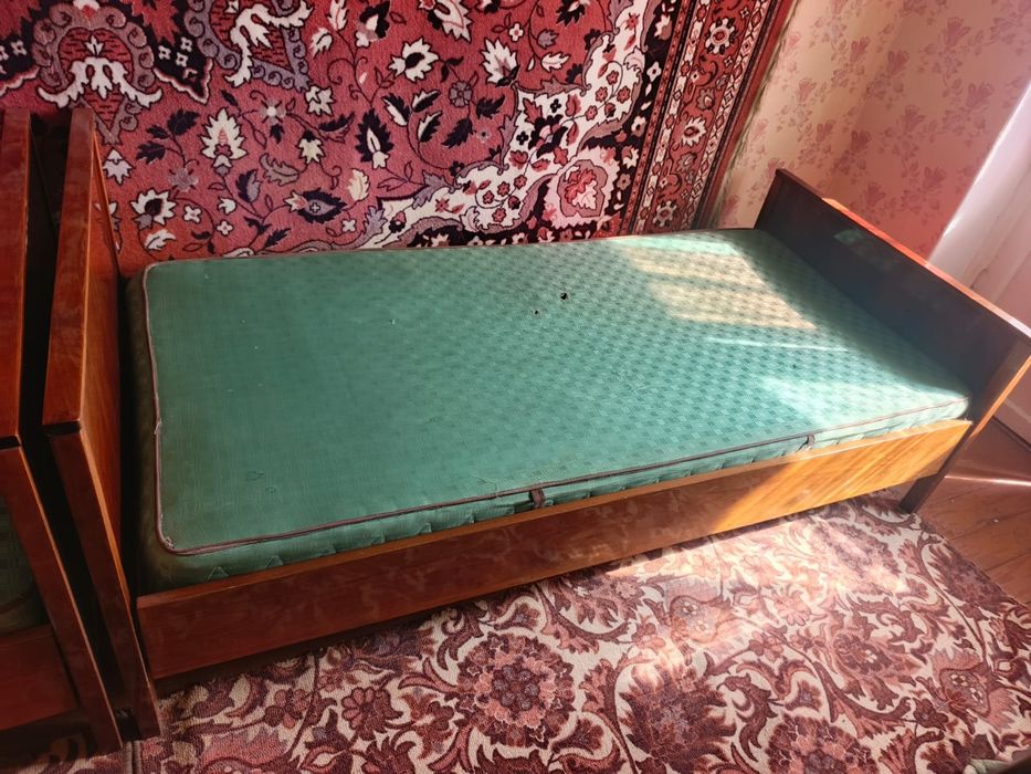 Продам кровати недорого