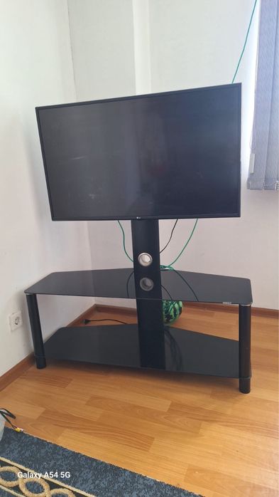 Подставка под телевизор