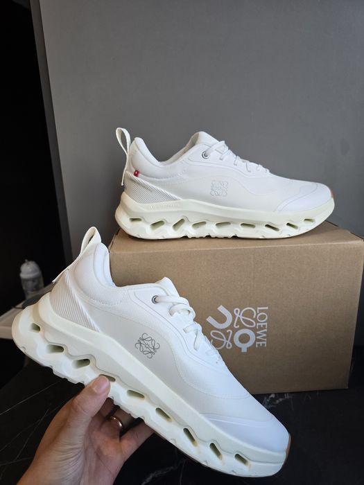 On Cloud Running X Loewe 44 si 45 noi!