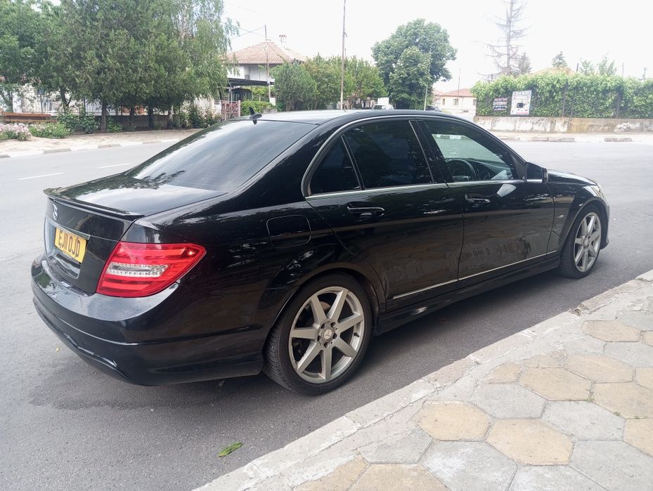 НА ЧАСТИ Мерцедес Ц220 w204 двигател 651