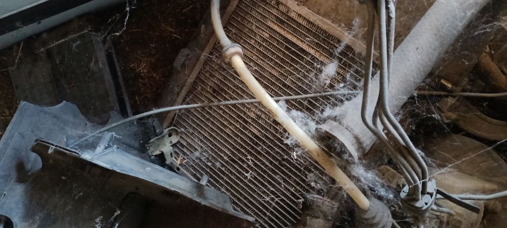 Запчасти Мерседес 230е