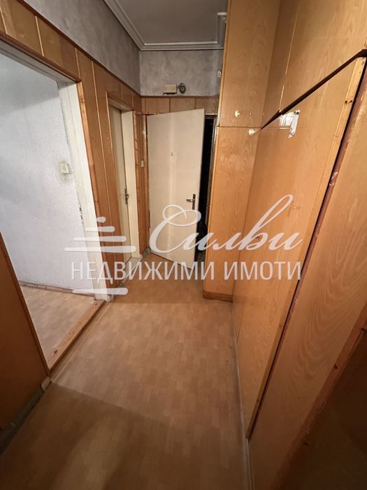 ЧЕТИРИСТАЕН ТУХЛЕН апартамент ИДЕАЛНИЯ ЦЕНТЪР на гр. Търговище !