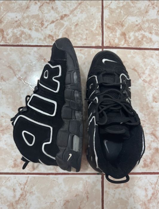 Adifasi Nike uptempo black