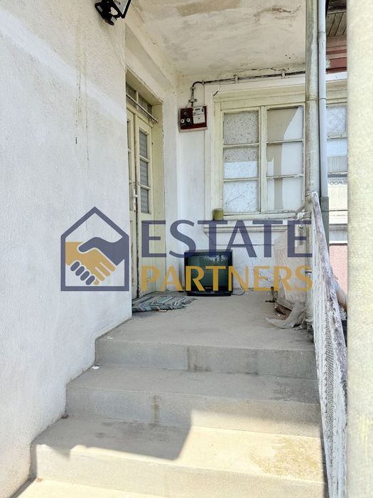 Къща в Пловдив, област-с.Ново Железаре площ 186 цена 67000