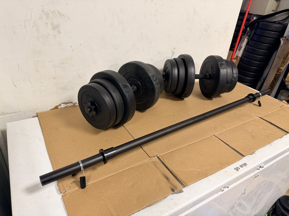 Gantere reglabile 2x20 kg+bara haltera pret promo 300 lei