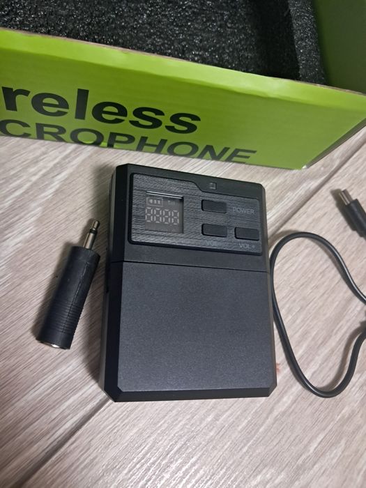 Микрофон беспроводной продам.