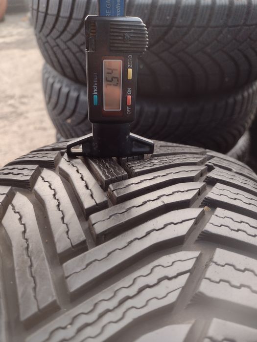 Почти нови 2бр.225/55/16 Michelin A6 dot3418