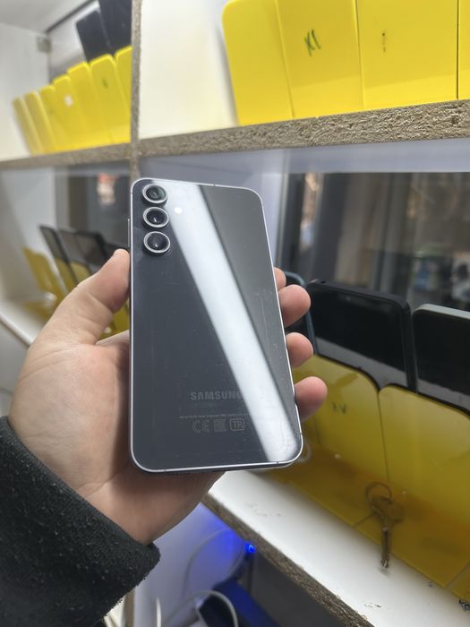 Продам самсунг с23фе