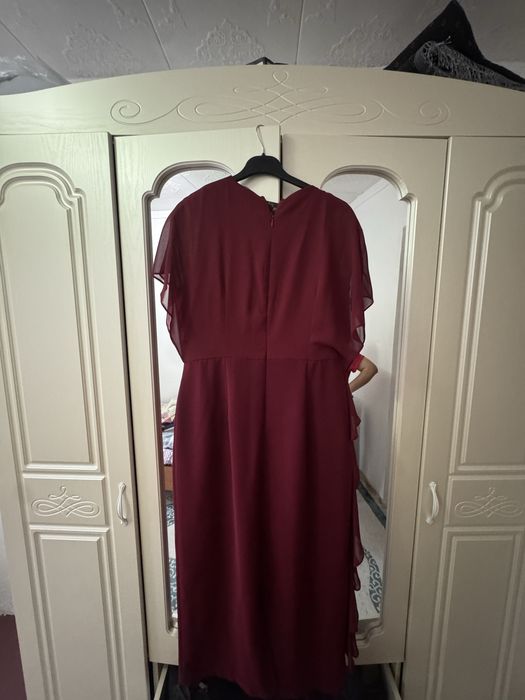 Женское нарядное платье