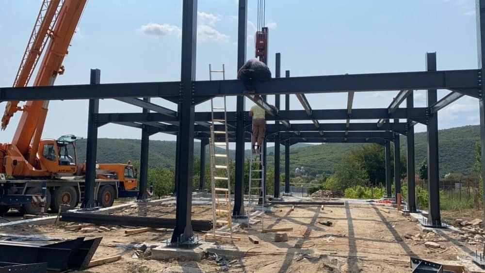 Constructii hale metalice spatii depozitare