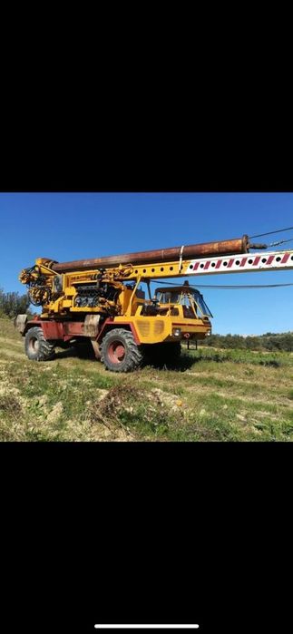 Executam fântâni și piloni