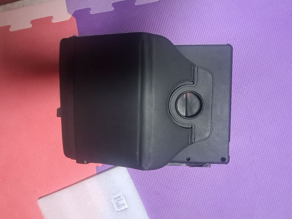 Huse si folie protectie tablete 10,2"--10,5"