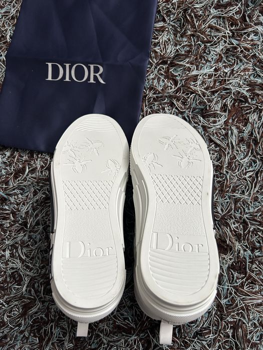 Dior B23